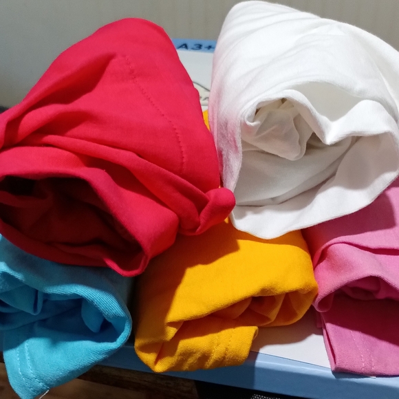 💕2/$20💕 Graphic design coffee T shirt - Picture 4 of 4